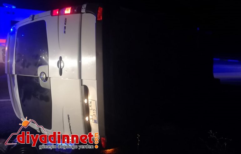 Erzincan'da minibüs devrildi: 7 yaralı