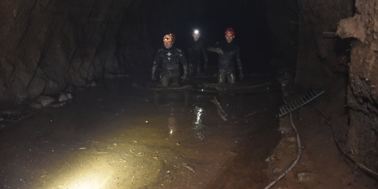 Erzurum'da altı gün önce sele kapılan işçiyi arama çalışmaları sürüyor