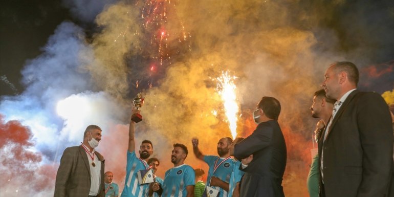 İpekyolu Belediyesinin mahalleler arası futbol turnuvası sona erdi