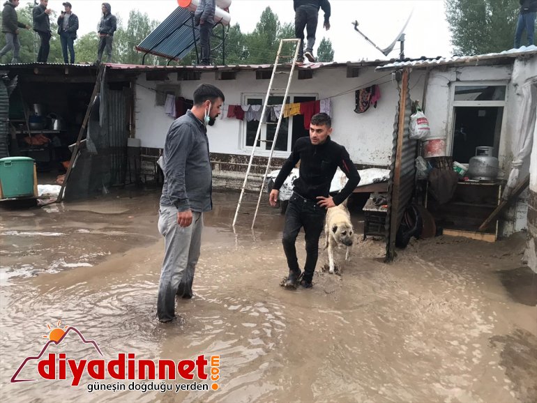 yaşandı su Aynalı - köyünde nedeniyle baskını KARS Sağanak 1