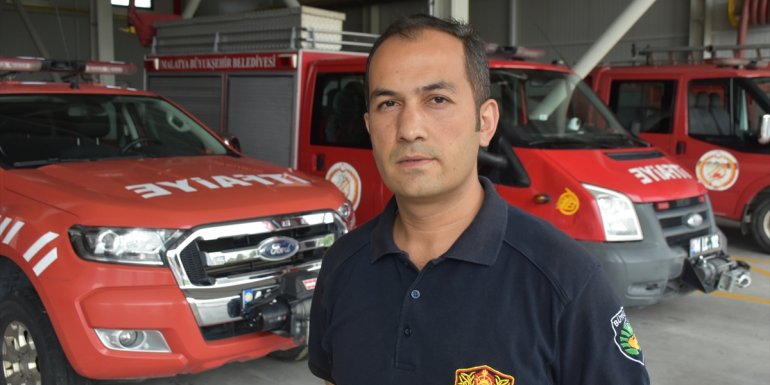 Malatya itfaiyesi 35 tonluk tankeriyle Manavgat yangınının söndürülmesine katkı sağladı