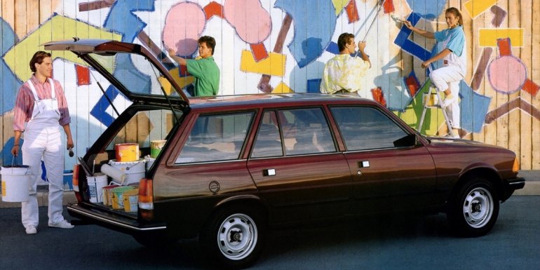 Peugeot'nun 70 yıllık 'station wagon' geleneği yeni 308 SW ile devam ediyor