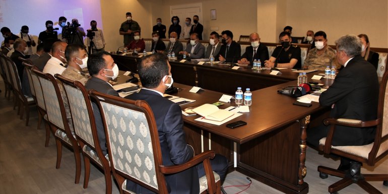 VAN - Göçmenlerin kullandığı yollar kontrol altında tutuluyor1