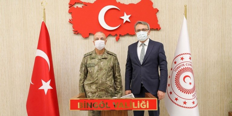 3. Ordu Komutanı Korgeneral Türkgenci, Bingöl Valisi Ekinci'yi ziyaret etti