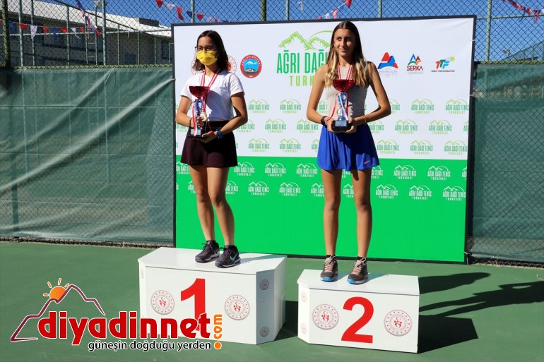 Ağrı katıldığı - Dağı Tenis ilden 23 sona Turnuvası erdi AĞRI sporcuların 3