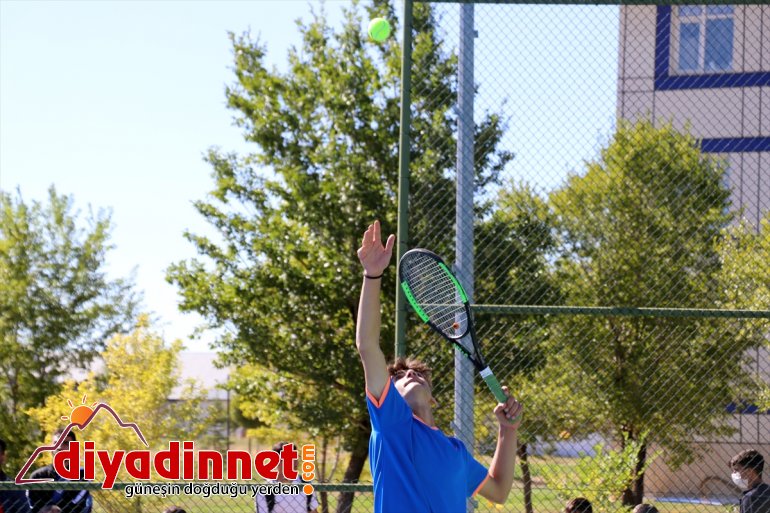 23 - Ağrı Tenis sona AĞRI sporcuların ilden Turnuvası Dağı erdi katıldığı 7