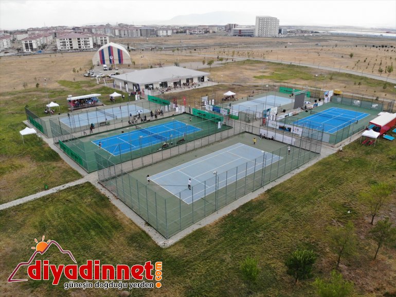 ilden Ağrı Dağı AĞRI sona sporcuların katıldığı 23 Tenis - Turnuvası erdi 8