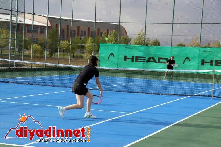 23 Ağrı 137 sporcunun başladı katılımıyla Dağı Turnuvası ilden Tenis 2