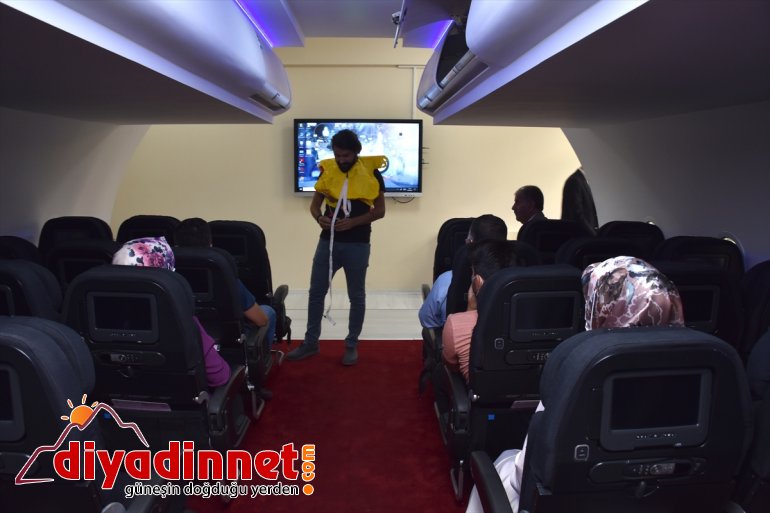 sınıfta Kabin öğreniyorlar AĞRI uygulamalı hizmetlerini uçak - 3