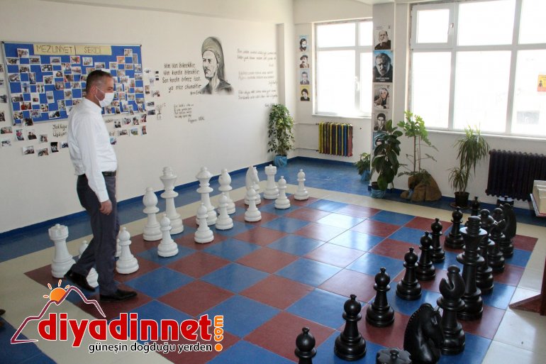 Ağrı Milli Eğitim Müdürü Kökrek, Tutak İlçesindeki okulları inceledi2