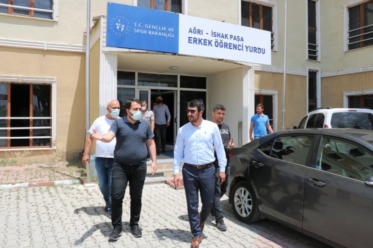 Ağrıda yurtlar öğrenciler için hazırlanıyor6