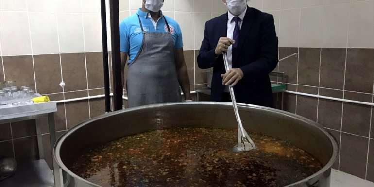 Ardahan'da taşıma sistemindeki 1384 öğrenciye her gün sıcak yemek veriliyor