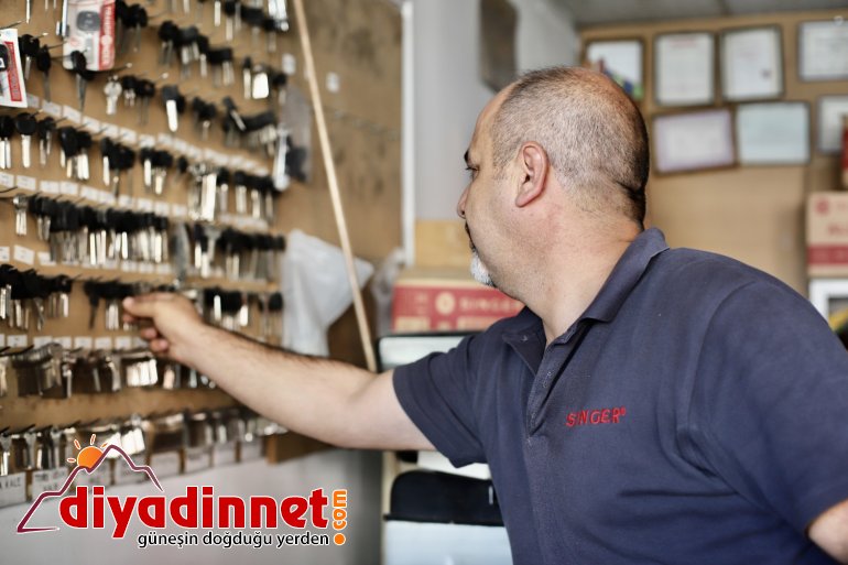 Asırlık baba mesleğini anlatırken gözyaşlarına boğuldu4