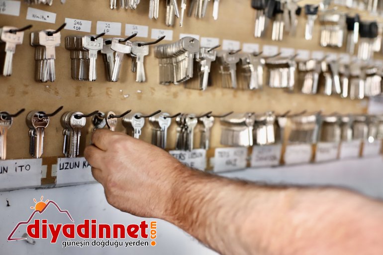 Asırlık baba mesleğini anlatırken gözyaşlarına boğuldu6