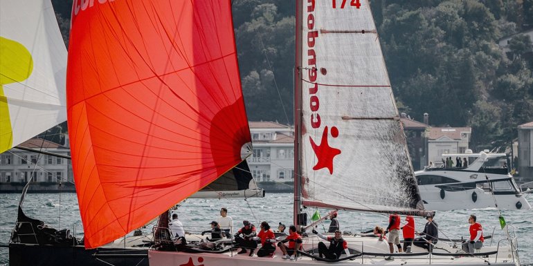Corendon Cheese Yelken Takımı 20. Bosphorus Cup'ta IRC2 Sınıfı birinciliği elde etti
