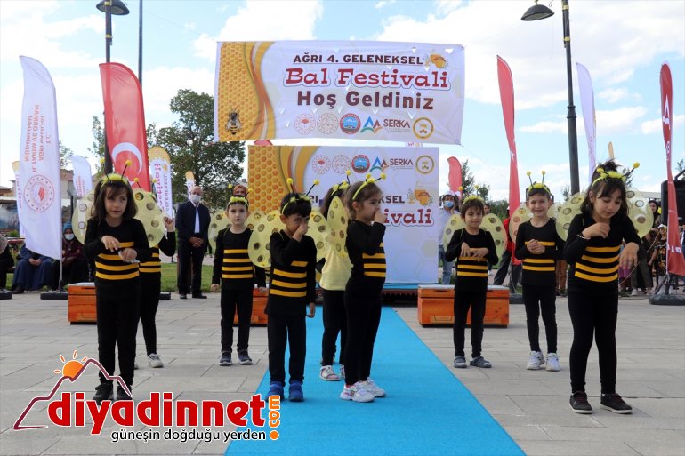 Festivali Bal 4. geven üretilen Ağrı desteğiyle başladı tanıtıldığı yüksek balının Devlet rakımda 10