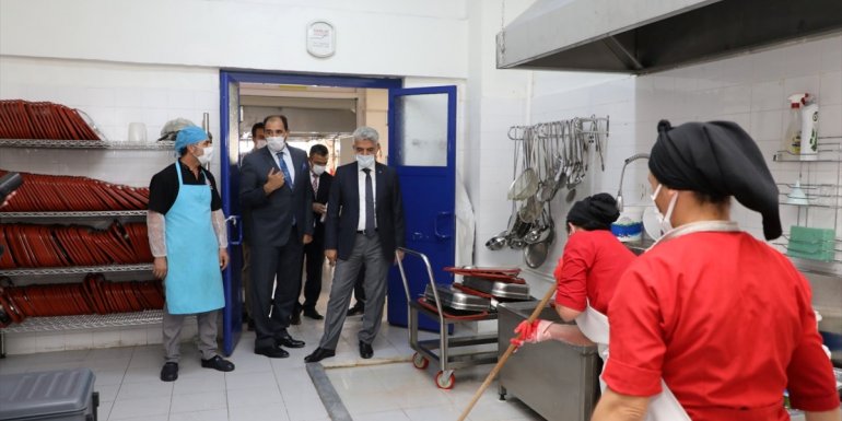 Erzincan'da taşımalı eğitim gören öğrencilere ücretsiz yemek hizmeti