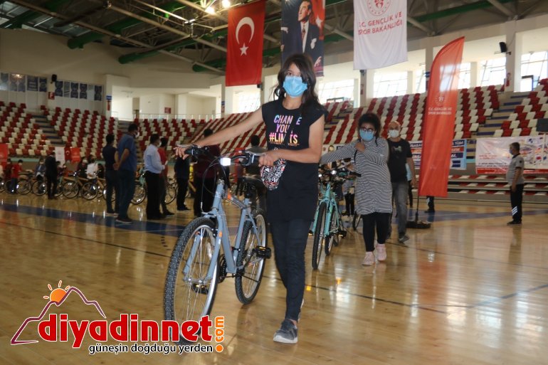Gençlik ve Spor Bakanı Kasapoğlu Ağrı bisiklet3