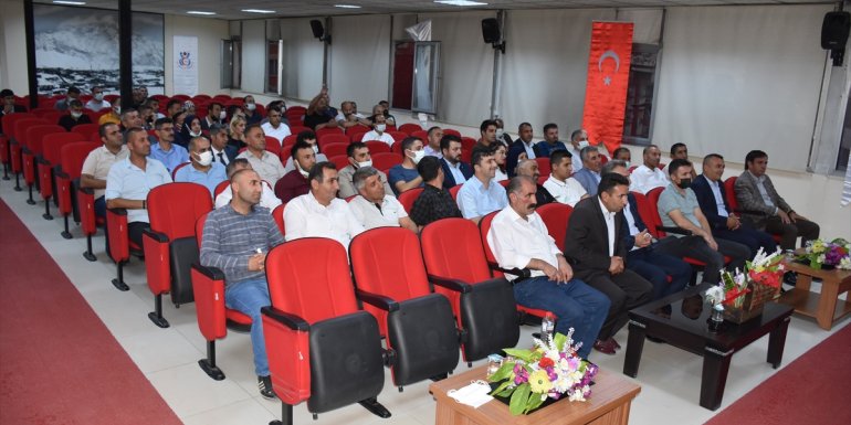 Öz Sağlık-İş Sendikası Genel Başkanı Sert, Hakkari'de üyelerle bir araya geldi