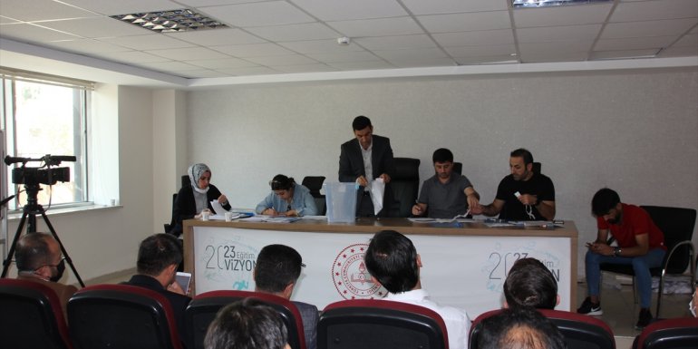 Hakkari'de TYP kapsamında çalışacaklar kura ile belirlendi