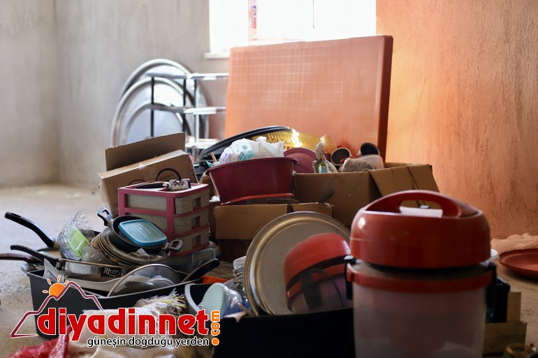 Kanserden eşini kaybeden baba, 3 çocuğuna hem annelik hem babalık yapıyor7