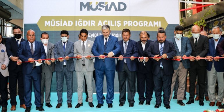MÜSİAD Genel Başkanı Abdurrahman Kaan, derneğin Iğdır şubesinin açılışını yaptı