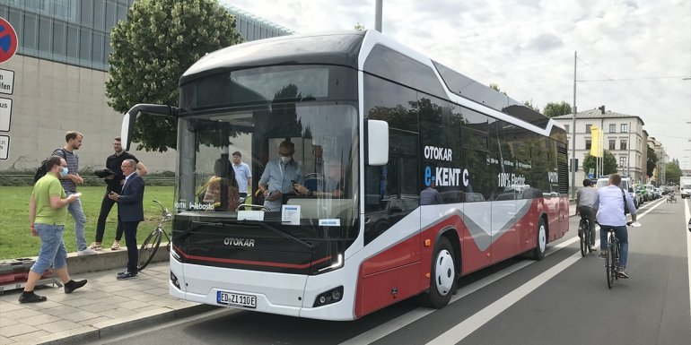 Otokar, Almanya'da elektrikli otobüsünü tanıttı