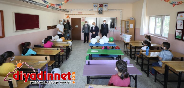 Vali Varol, ilk ders zilini çaldı5