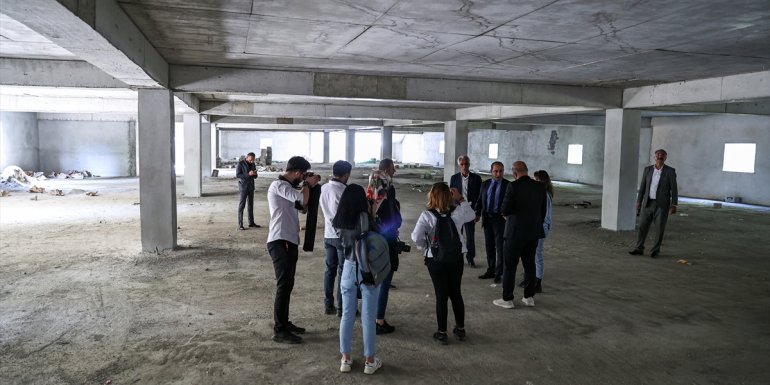 Van'ın Gevaş Belediye Başkanı Sezer, ilçede yapılan hizmetleri anlattı