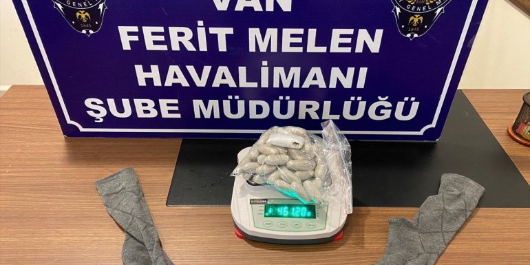 Van'da uyuşturucuyla uçağa binmeye çalışan zanlı gözaltına alındı