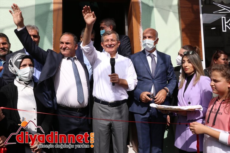 Gelecek Partisi Genel Başkanı Davutoğlu, Ağrı'da partisinin il başkanlığını açtı