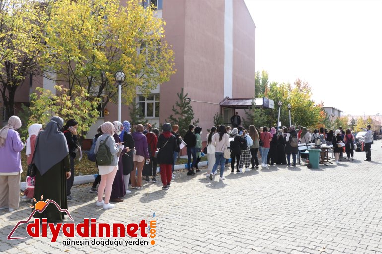 AĞRI gelen için yurtlara ikramlarla karşılandı öğrenciler Kayıt - 6