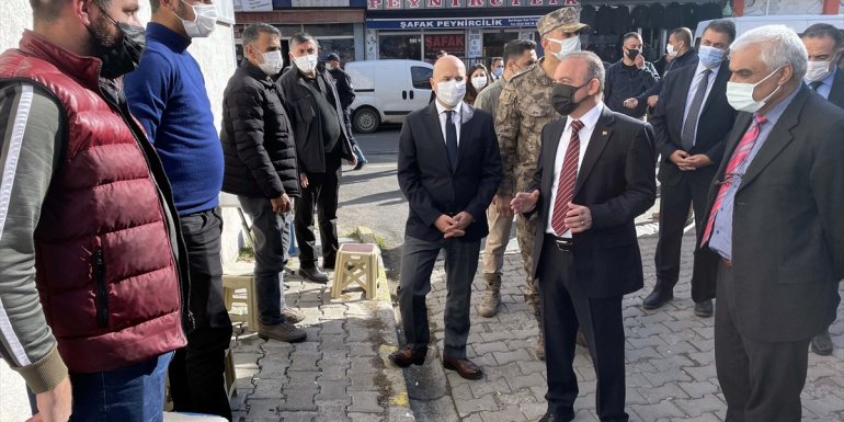 Ardahan Valisi Öner, kentteki Kovid-19 tedbirlerini denetledi