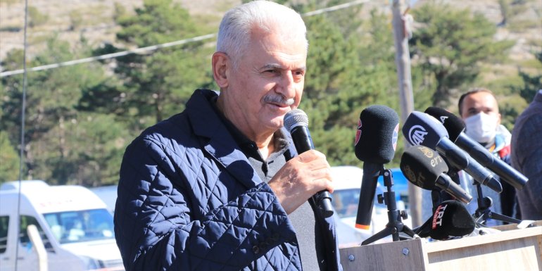 Bakan Kasapoğlu ve AK Parti'li Yıldırım, Erzincan'daki gençlik festivaline katıldı
