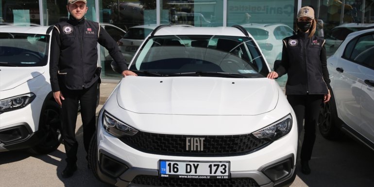 Birmot'tan Bursa İl Emniyet Müdürlüğü'ne 12 otomobillik teslimat