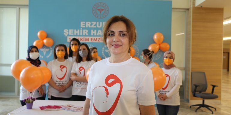 Erzurum'da gebelere Kovid-19'a karşı anne sütüyle aşının önemi anlatıldı