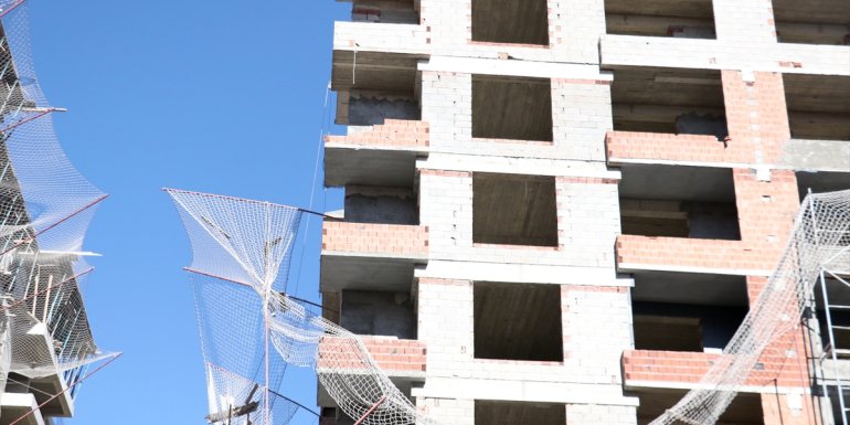 Erzurum'da inşaatın 8. katından düşen şantiye şefi öldü