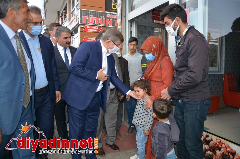 Genel Başkanı ilçe Partisi Davutoğlu, başkanlığını açtı Gelecek Patnos