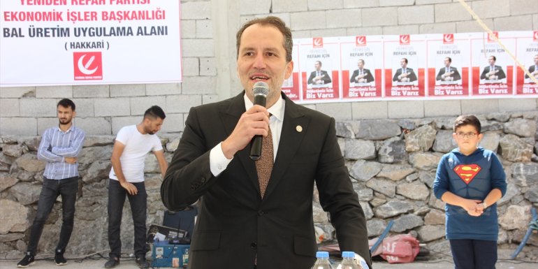 Yeniden Refah Partisi Genel Başkanı Erbakan, Hakkari'de konuştu: