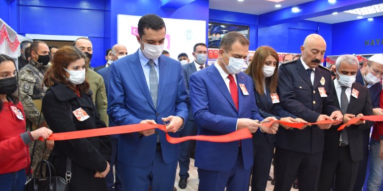 Şehit Emniyet Müdür Yardımcısı Hasan Cevher'in adına kurulan kütüphane açıldı