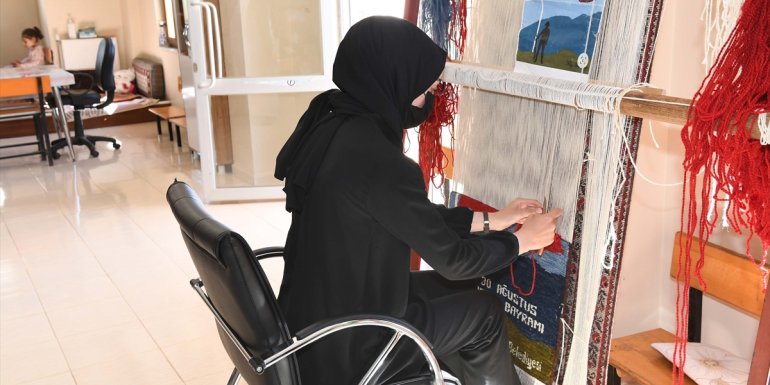 Muş'ta belediyenin açtığı kurslar ilgi görüyor