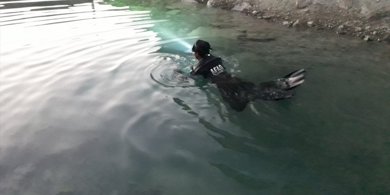 Tunceli'de yıkanmak için su dolu çukura giren Afgan çoban öldü