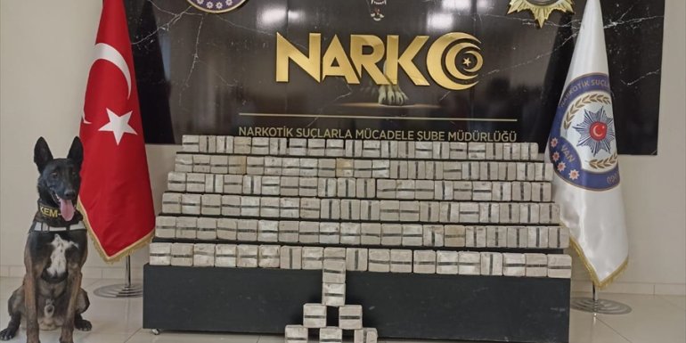 Van'da 108 kilo 222 gram uyuşturucu ele geçirildi