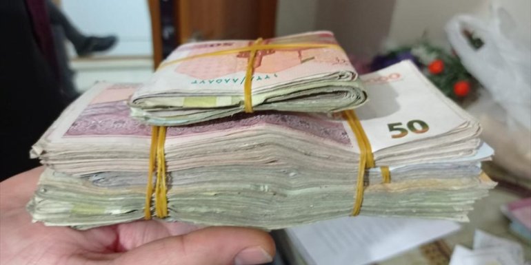 Van'da göçmen kaçakçılığı yaptıkları iddiasıyla Afganistan uyruklu 2 kişi yakalandı