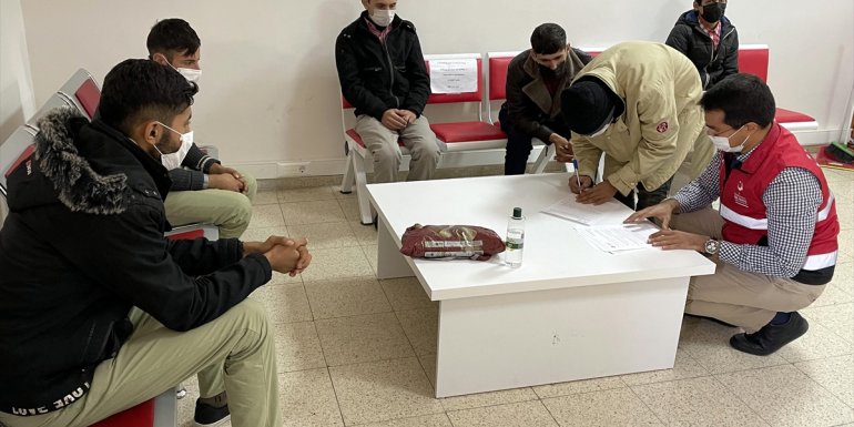 Ardahan'da 20 düzensiz göçmen yakalandı