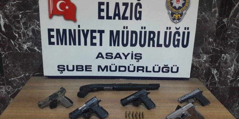 Elazığ'da asayiş uygulamalarında yakalanan 21 kişi tutuklandı