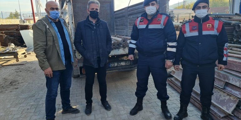 Elazığ'da inşaat malzemesi çaldığı iddiasıyla 2 şüpheli yakalandı