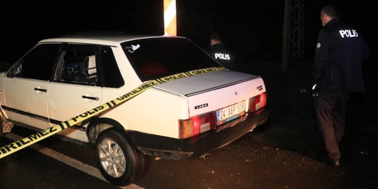 Erzincan'da kara yolunda ağır yaralı bulunan sürücü hastaneye kaldırıldı