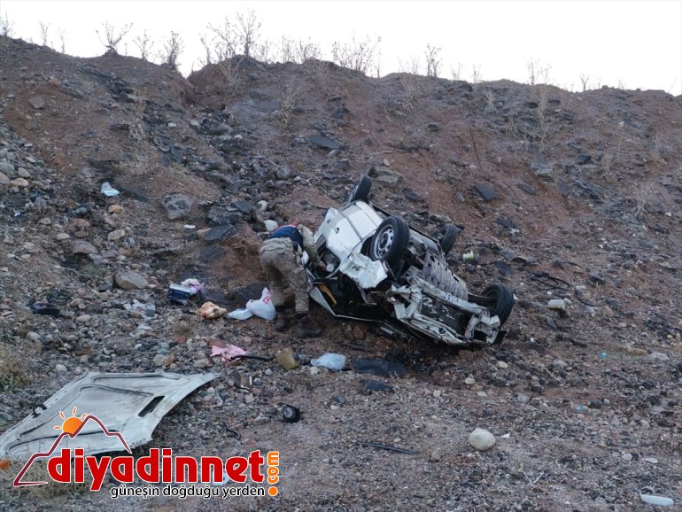 yaralandı iki devrilmesi şarampole kişi Erzurum