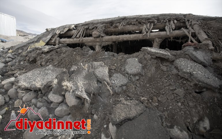 hasar görenler geceyi - geçirdi çadırlarda evleri Depremde sıcak ERZURUM 20